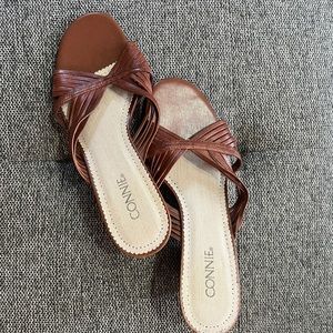 Connie Brown Women's Sandals - Size 8M - Leather